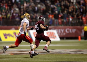 爱游戏官方网站入口登录-中超防守球员对抗强度分布趋势，中超防守反击球队